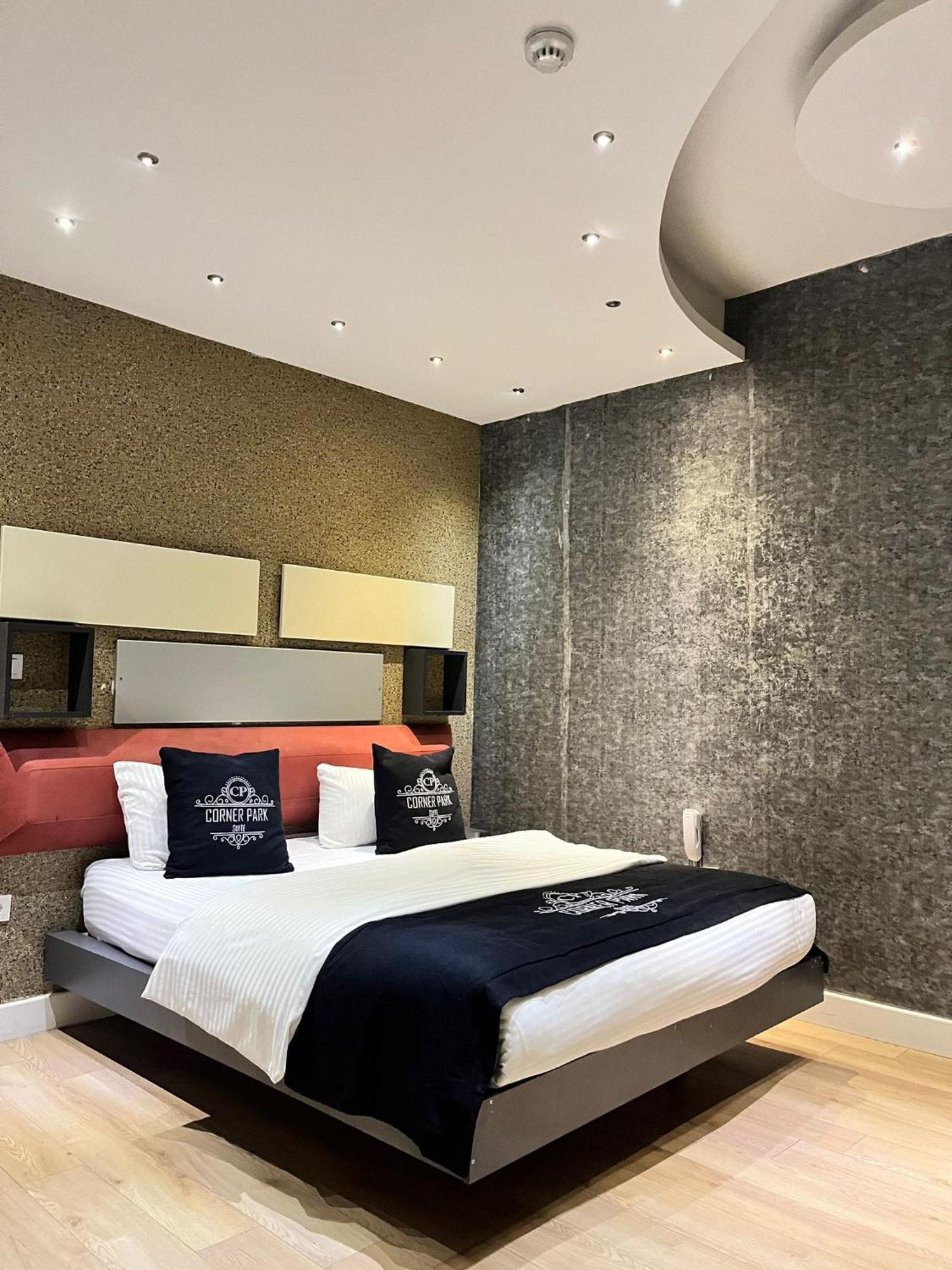 The Sisli Luxury Corner Suit Istanbul Exterior photo